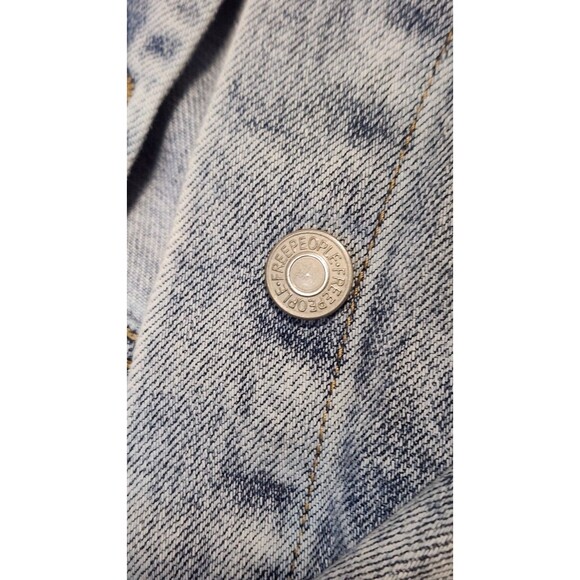 Free People Rumors Acid Washed Indigo Denim Jean Trucker Jacket Medium - Picture 4 of 15